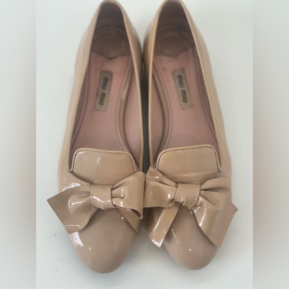 Miu Miu Patent Leather Smoking Slipper with Bow, Natural Size 37 size 6.5 US - Picture 7 of 14